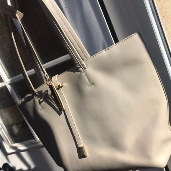 Vince Camuto Purse - Picture 3 of 4